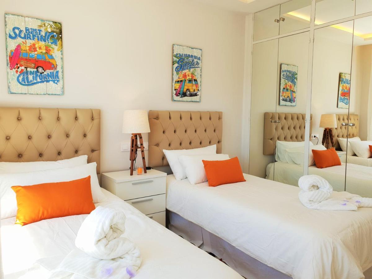 Fantastic Apartment B In Front Of The Sea & Marina Estepona Exterior photo